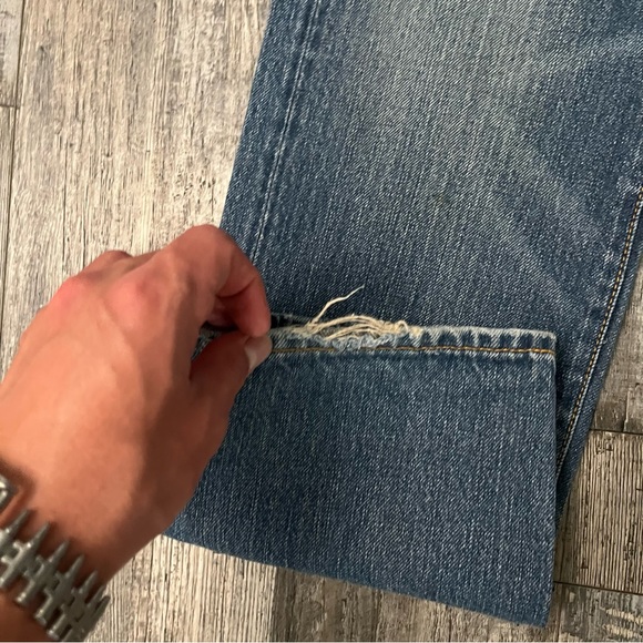Evisu Distressed Jeans - Picture 5 of 7